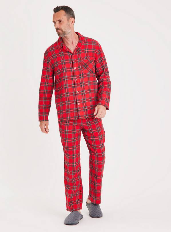 Buy Men s Christmas Family Dressing Red Check Woven Pyjamas M